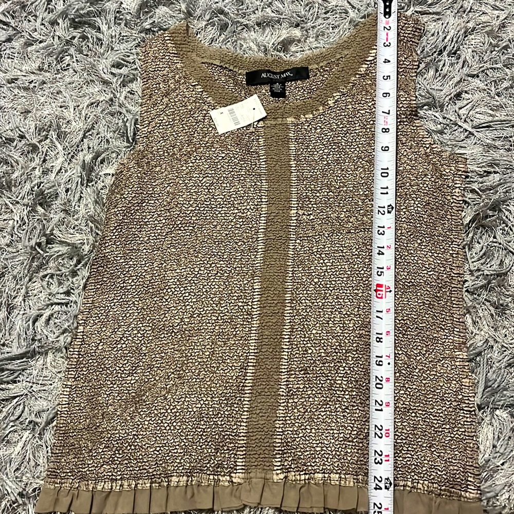 NWT August Max sleeveless top